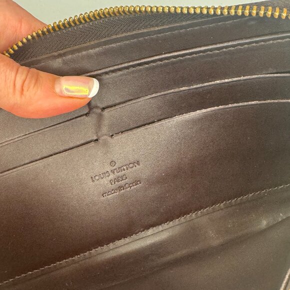 Louis Vuitton Vernis Maroon Patent Leather Zippy Wallet - Picture 9 of 16